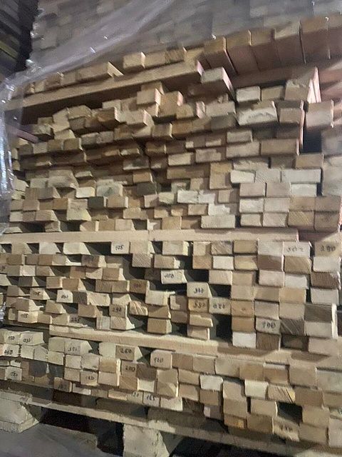 Ясень брусок 30x50x1000-1500